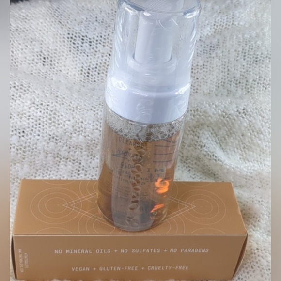 KOA LIFE Vit-C Brightening Cleanser, 100ml/3.38fl oz - Picture 2 of 10